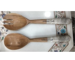 Ensemble cuillère et fourchette à salade en bois d'acacia naturel avec manche en marbre, écologique, utilisations multiples, outils de service - Product Image 1