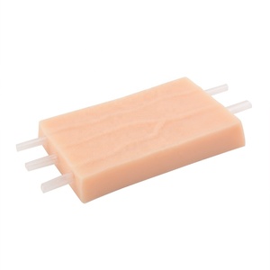 โรงพยาบาลเย็บชุดผ่าตัดสีแดงพร้อมแผ่นเย็บแผลขนาดใหญ่พิเศษ | แผ่นฝึกเย็บแผล | ชุดฝึกอบรมโดยเครื่องมือ Pissco - Product Image 1