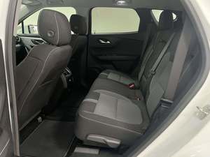Chevrolet Blazer 2LT AWD 2023 d'occasion, incroyablement parfait, faible kilométrage, en stock, proposé à un prix fantastique - Product Image 4