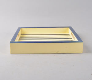 ถาดเสิร์ฟตกแต่งลายทางสีน้ำเงินและสีครีมทำจากเรซิ่นฝังลาย งานฝีมือ สำหรับโต๊ะกาแฟ โต๊ะอัตโตมัน ของตกแต่งบ้าน - Product Image 2