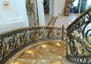 Rampe d'escalier en fer forgé résistant à la rouille KHP, traitement thermique intérieur, matériau durable, composants faciles à installer pour chaque maison. - Product Image 2