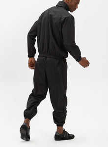 Ensemble de survêtements coupe-vent personnalisés baggy 2 pièces Survêtement en nylon uni léger et surdimensionné pour hommes - Product Image 6