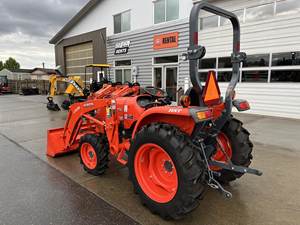 Mini Tractor Kubota L2501 Usado de 25hp con Retroexcavadora y Cargador Frontal - Product Image 6