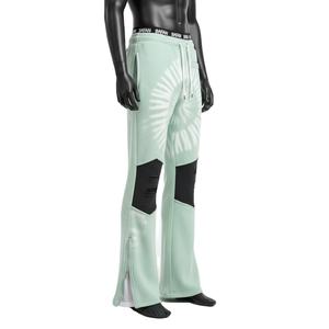 Pantalones de Hombre de Algodón Premium con Corte Acampanado, Tela de Felpa Cepillada, Verde Menta con Paneles en las Rodillas en Contraste, Logotipo Personalizado con Impresión Serigráfica - Product Image 5