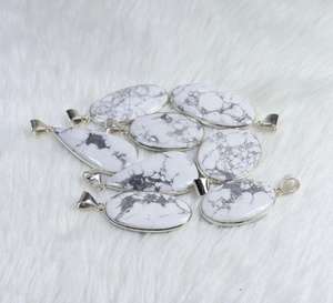 จี้อัญมณีฮาวไลท์สีขาวจี้เครื่องประดับเงินขายส่งจำนวนมาก - Product Image 3