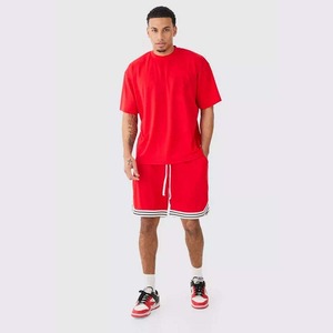 Camiseta de algodón de alta calidad con cuello en V para hombre, conjunto de pantalones cortos con estampado de baloncesto, el mejor Material Vintage personalizado OEM para verano informal - Product Image 2