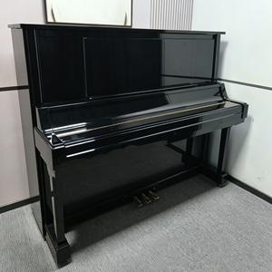 Piano Vertical Yamaha UX5 de 88 Teclas con Teclado Contrapesado de Madera Sólida, Estilo Clásico, Montaje en Suelo, Piano Acústico Negro - Product Image 2