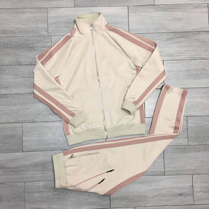 Survêtements personnalisés avec service OEM Survêtements empilés respirants de fabrication professionnelle à la mode à vendre fabriqués au Pakistan - Product Image 3