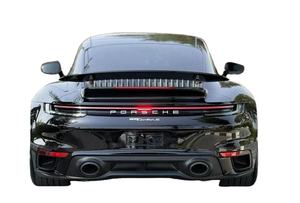 911 Turbo S 3.8L 2024 d'occasion en excellent état, conduite à gauche, faible kilométrage, aucun problème mécanique, prêt à rouler - Product Image 6