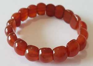 Pulsera de hilo de joyería de moda de resina de color hecha a mano de alta calidad personalizada de marca de la mejor calidad para mujeres de la India. - Product Image 6