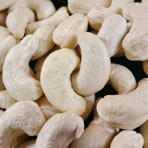 Noix de cajou WW240 Kaju Badam Noix Noyaux Service personnalisé disponible - Product Image 1