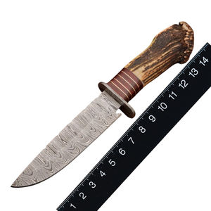 Couteau de chasse et de survie Bowie à lame dentelée en acier inoxydable fait main |   Couteau à lame fixe Full Tang avec manche en bois de cerf et étui en cuir - Product Image 6
