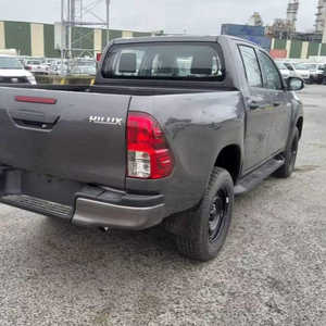 GRAN OFERTA Toyota Hilux Revo Doble Cabina Usada, Camioneta con Motor Turbodiésel de 2.4L - Product Image 1