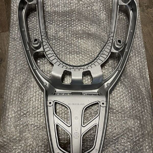 Porte-bagages arrière en aluminium pour Yamaha X-City 125/250, compatible avec 5B2W07360000 pour sacoches ou sacs de selle - Product Image 4