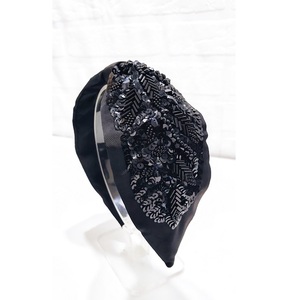 Diadema elegante para mujeres y niñas con cuentas decorativas de semillas y perlas en diseño multicolor que ofrece un atractivo Premium elegante - Product Image 3