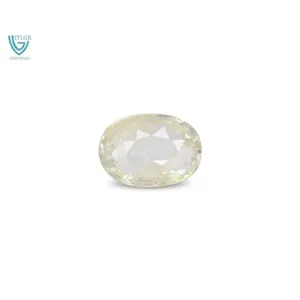 พลอยเพอริดอทเหลืองธรรมชาติทรงเหลี่ยม (พุทธราช) - 3.99 กะรัต พลอยเม็ดเดี่ยวทรงเหลี่ยมมรกต - Product Image 1