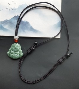 สร้อยคอมือแกะสลักพระหยกจี้หินสีเขียวธรรมชาติได้รับการรับรองเครื่องรางนำโชคเพื่อความเจริญรุ่งเรือง - Product Image 4