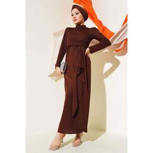 Robe plissée sur le devant Marron - Product Image 4