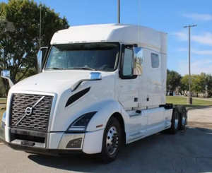 Camions-couchettes d'occasion abordables 2021 2022 2023 Volvo VNL64T740 - Product Image 1