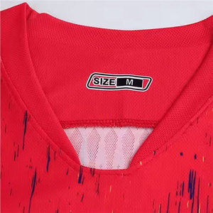 Uniforme de football léger pour hommes, meilleur choix, vente chaude, tendance, disponible en gros, maillot de football avec logo personnalisé - Product Image 2