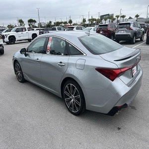 ¡Oferta Imperdible! Toyota Avalon 2022 Usado en Excelentes Condiciones, Motor 3.5L V6 DOHC 24V, Transmisión Automática de 8 Velocidades, Tracción Delantera, Color Plata Metálico, Sedán de Lujo - Product Image 3