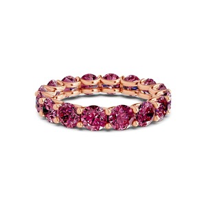 Bague Éternité Ronde Violette Éclatante avec Diamant de Laboratoire 1,00 Carat (Total 2 Carats) en Or Massif 14K, Couleur Violette, Pureté VS, Teinte Fantaisie Profonde et Régale - Product Image 3