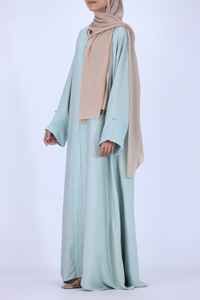 Abaya en crêpe sur mesure en 2 pièces avec ensemble khimar, robe musulmane unie pour la prière, vêtements islamiques en gros, abaya pour le ramadan et l'Aïd - Product Image 5