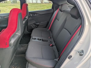 Honda Civic Type R 2018 Usado en Buenas Condiciones, Transmisión Manual de 6 Velocidades, Motor Turbo de 4 Cilindros y 306 hp - Product Image 5