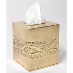 Nouvellement Arrivée Haute Qualité Plaqué Or Unique Élégant Designer Meilleure Qualité Boîte À Mouchoirs En Métal Et Porte-Serviettes Au Prix Le Plus Bas - Product Image 1