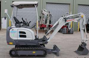Miniexcavadora Takeuchi TB20e 2023 de 1.9T, Cero Emisiones, Bajo Nivel de Ruido, Motor Laidong, Orugas Móviles, Incluye Bomba de Motor y Caja de Cambios - Product Image 2