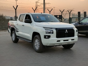 Mitsubishi L200 4X4 2025 Nuevo/Usado en Venta - Product Image 2