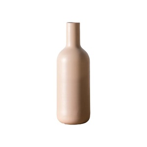 Vase à fleur en aluminium de style moderne fait à la main gravé finition or Vase de table décoratif pour la maison hôtel restaurant salon - Product Image 6