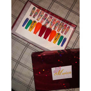 Decorazione per unghie press-on Rainbow Swirl, unica e colorata - Product Image 1