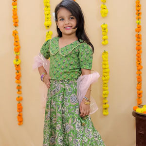 Lehenga Choli de algodón de alta calidad para niñas estilo tradicional boda y fiesta desgaste calidad de exportación - Product Image 1