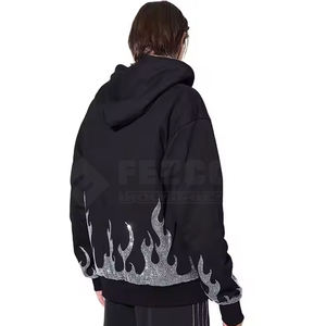 Sudadera con capucha de algodón 100% de color sólido con estampado de logotipo personalizado para hombre con detalle de diamantes de imitación chaqueta con capucha de invierno de nueva apariencia moderna - Product Image 3