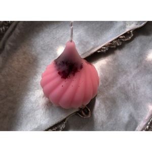 เทียนทรงกรวยบิดทำมือจากขี้ผึ้งแท้ 100% กลิ่นเลมอนเนดสีชมพู สำหรับตกแต่งบ้านในช่วงเทศกาล-คริสต์มาส ฮาโลวีน อีสเตอร์ - Product Image 3