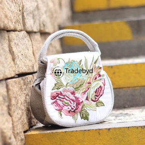 Bolso de mano con bordado artesanal bolso étnico para mujer de Tradebyd - Product Image 3