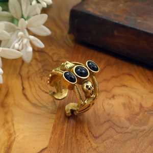 Anillo de calavera vintage de latón dorado con piedra negra, ajustable, estilo gótico punk, para hombre, joyería al por mayor - Product Image 2