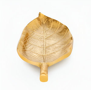 Plato en forma de hoja de Metal hecho a mano personalizado con acabado dorado para bandeja para servir comida plato de Picnic al aire libre a bajo precio - Product Image 3