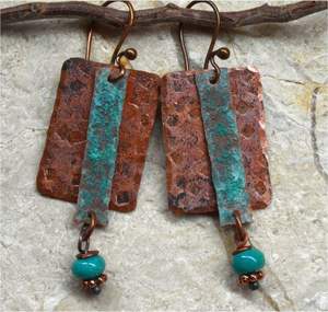 Pendientes de cobre de moda para niñas con trabajos antiguos hechos a mano con cuidado para eventos culturales y necesidades de regalo - Product Image 1