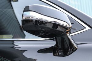 Lexus LX600 F Sport 3.5L 2024 - Product Image 6