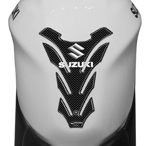 Adesivi Protettivi 3D in Resina Carbonio per Serbatoio, su Misura per Moto Suzuki - Product Image 1