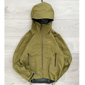 Personnaliser le style et la conception Streetwear Polyester Softshell imperméable Sports de plein air course coupe-vent veste de pluie pour hommes - Product Image 1