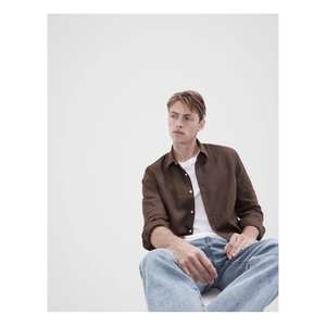 Camisa Casual Elegante para Hombre, Diseñada para el Trabajo y Eventos Sociales, Ofrece un Ajuste Equilibrado y una Apariencia Pulida - Product Image 4