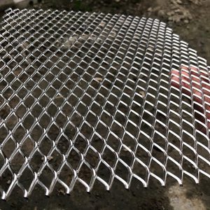<span class=keywords><strong>Grille</strong></span> de barbecue <span class=keywords><strong>en</strong></span> treillis métallique expansé <span class=keywords><strong>en</strong></span> acier inoxydable, motif carré robuste pour barbecue, cuisson <span class=keywords><strong>en</strong></span> extérieur et grillades - Product Image 5