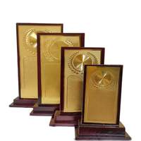 Vente chaude Nouveau Design Trophée En Bois et Plaque Feuille D'or Accentué Plusieurs Conceptions La Plus Pour Les Écoles