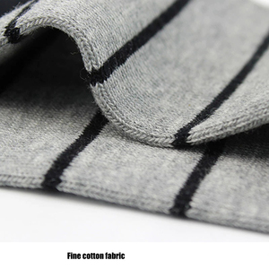 Calcetines deportivos de algodón con cinco dedos para hombre, medias informales a rayas de pantorrilla, para actividades al aire libre - Product Image 3