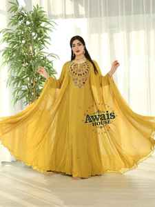 ชุดเดรสยาวแบบดั้งเดิมสำหรับผู้หญิงมุสลิมในเดือนรอมฎอน ไซส์พลัส ผ้าจอร์เจตต์น้ำหนักเบา ประดับลูกปัด งานแฮนด์เมด คอสูง แขนยาว ชายกระโปรงบาน - Product Image 4