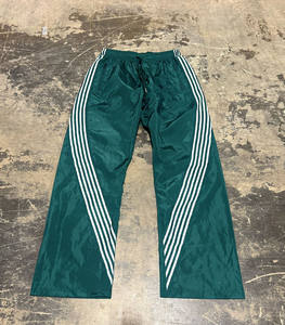 กางเกงลำลองทรงหลวมระบายอากาศไนลอนมีซิปลายขวางสำหรับผู้ชายฤดูร้อน - Product Image 2