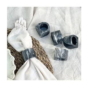 SCI anneaux de serviette en marbre faits à la main de haute qualité support porte-mouchoirs et boîte à mouchoirs pour les mariages - Product Image 1